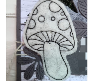 ADVENTSKALENDER 15. Dezember - Stickserie Pilzwald Doodle Appli